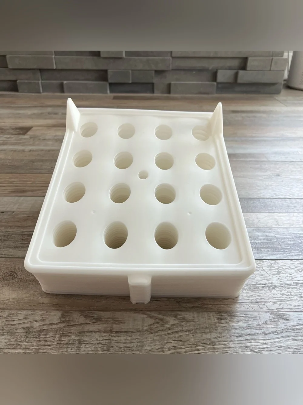 18 White Stackable Clothes Organizer Boards